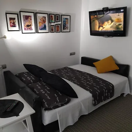 Playa Del Pirata Shami Apartment *